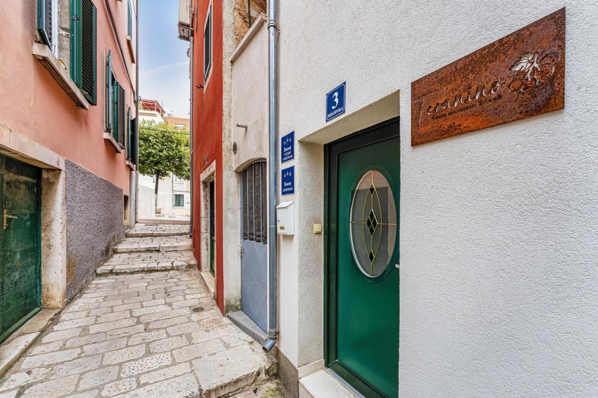 Samm Apartments シベニク エクステリア 写真