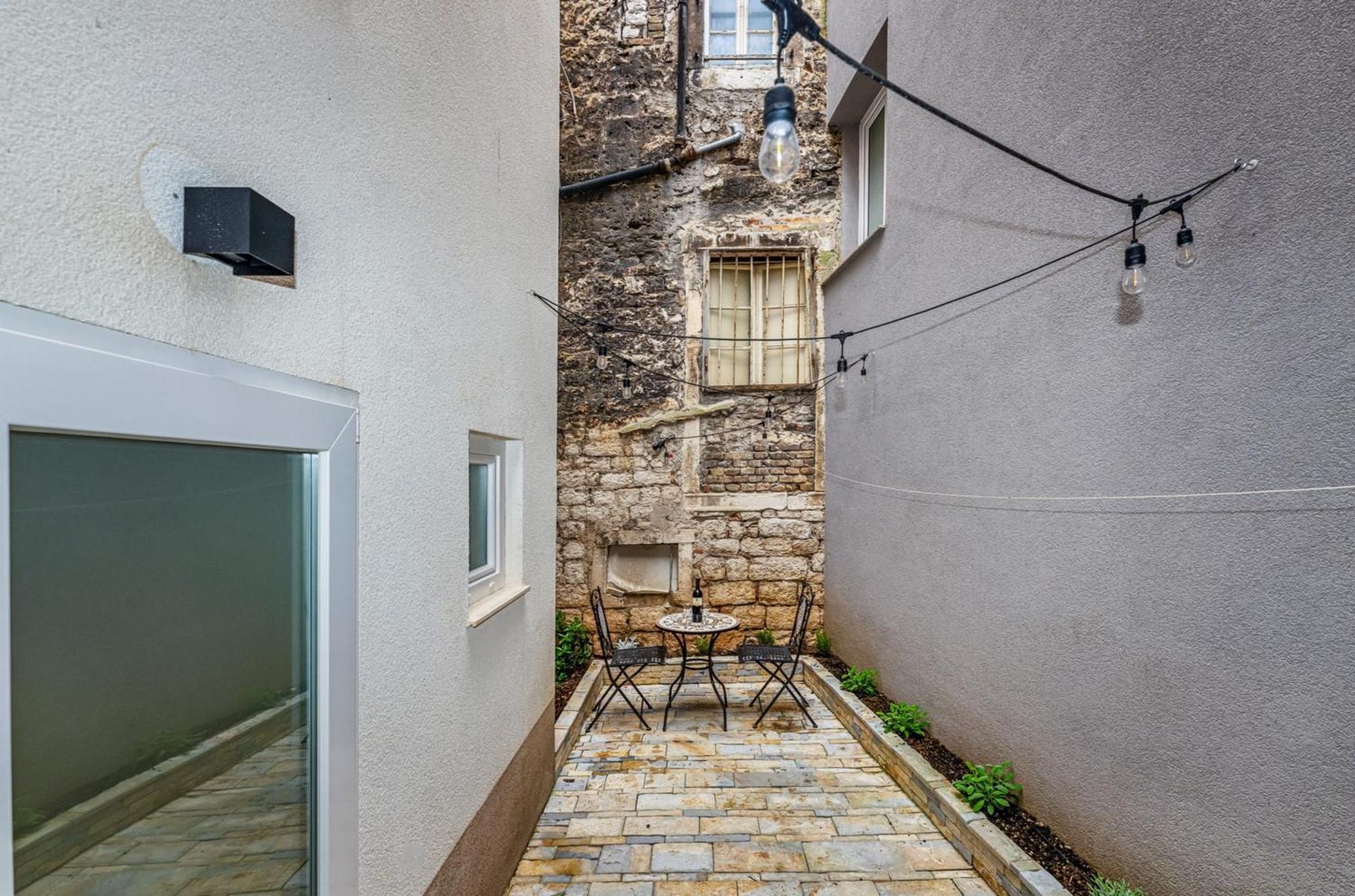 Samm Apartments シベニク エクステリア 写真