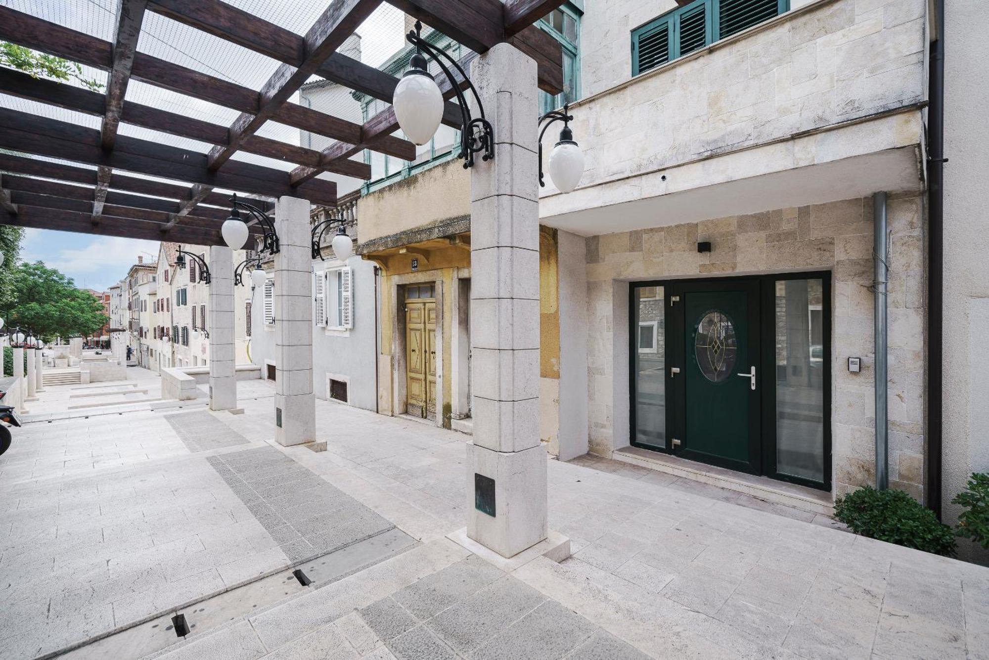 Samm Apartments シベニク エクステリア 写真